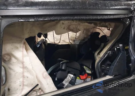 2015 Chrysler Town & Country Touring from USA, damaged, VIN 2C4RC1BGXFR522079